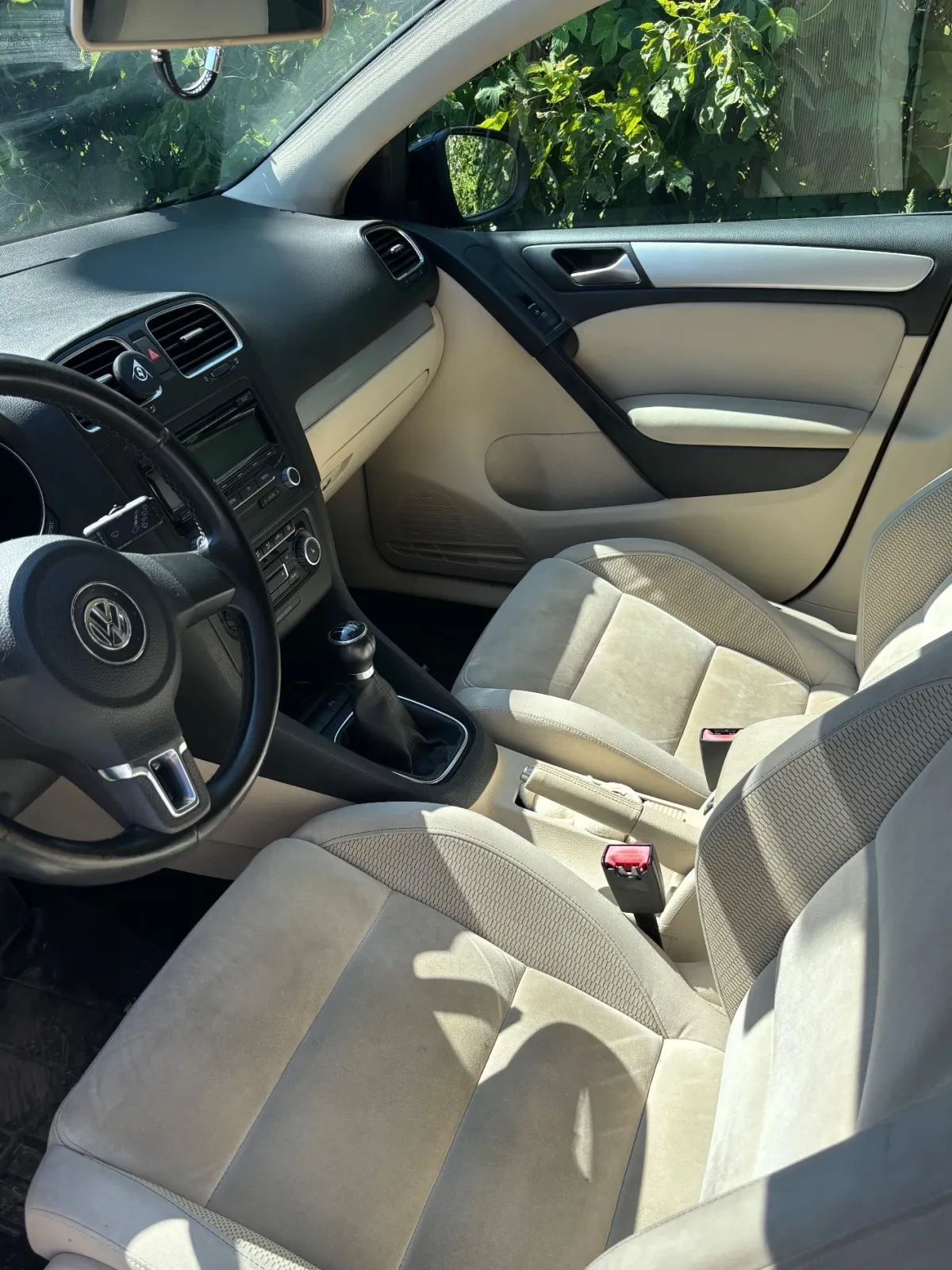 Volkswagen Golf — imagine 7