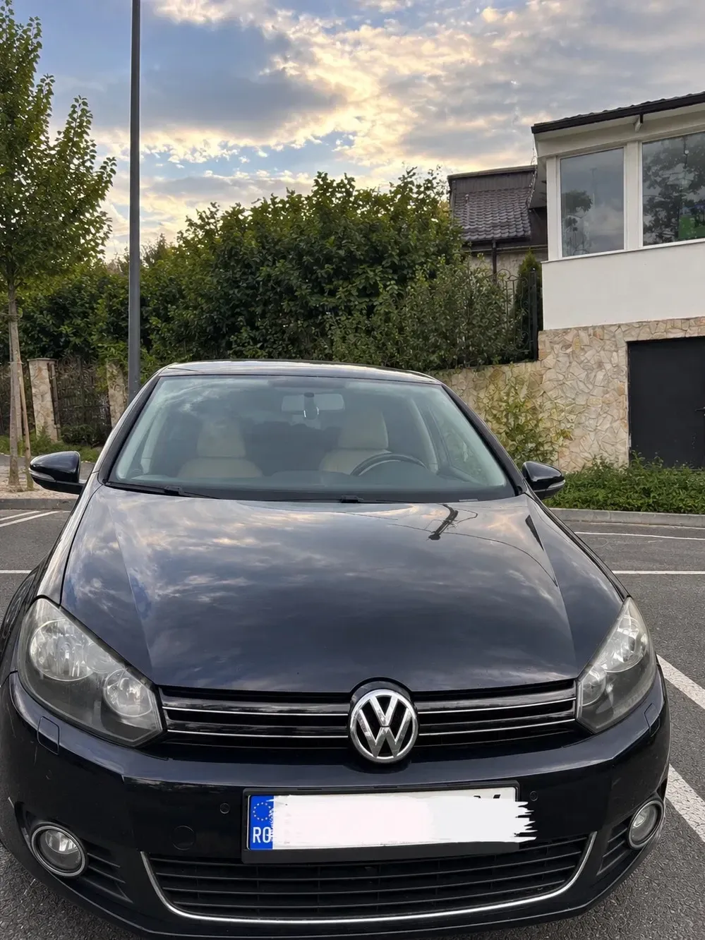 Volkswagen Golf — imagine 5