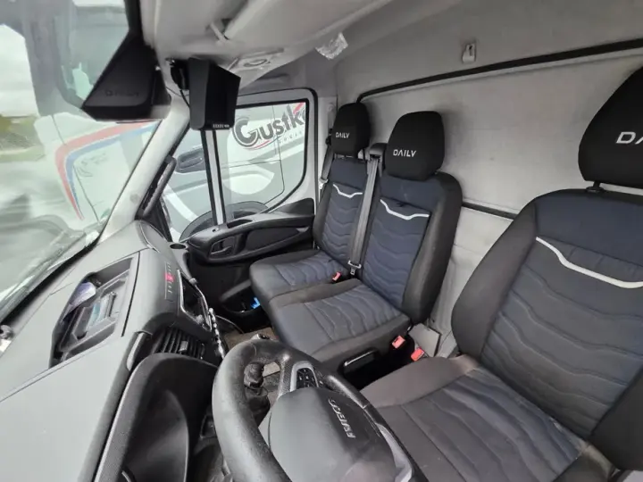 Iveco Daily 70C21