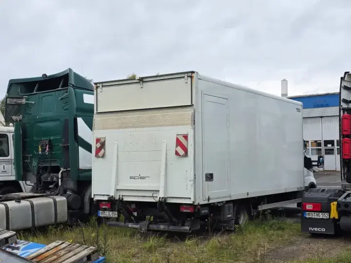 Iveco Daily 70C21