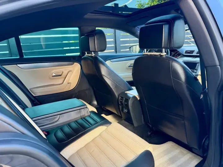 Volkswagen Passat CC