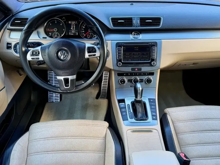 Volkswagen Passat CC
