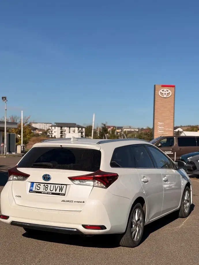 Toyota Auris II — imagine 5