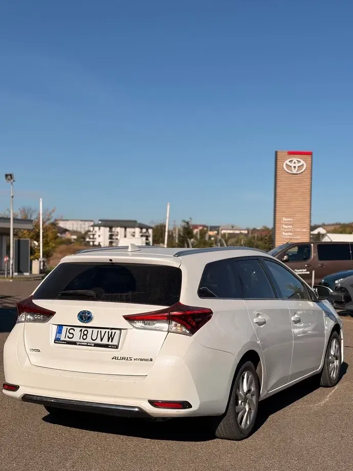 Toyota Auris II — imagine 6