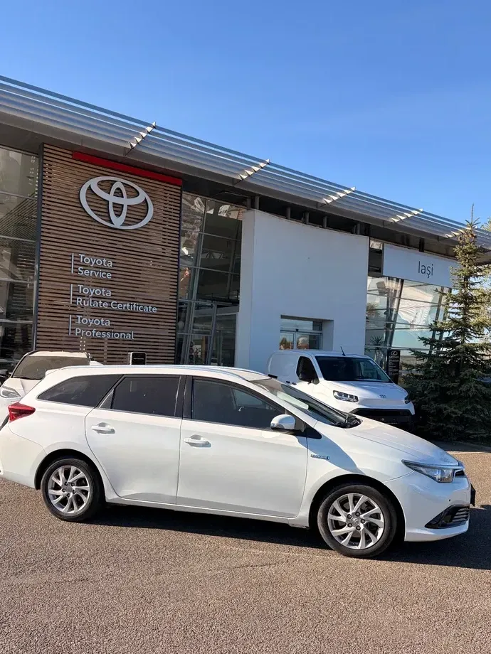 Toyota Auris II — imagine 4