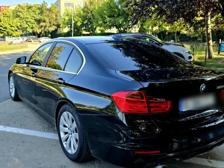 BMW Seria 3 F30/F31/F34 320d EfficientDynamics Edition