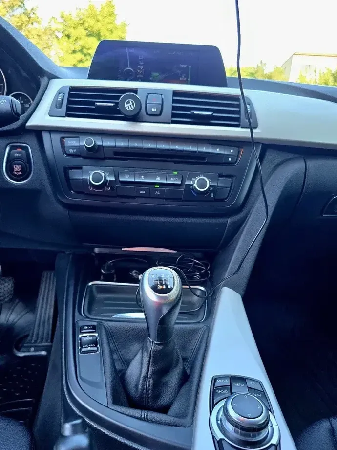 BMW Seria 3 F30/F31/F34 320d EfficientDynamics Edition — imagine 4