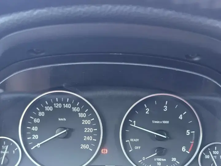 BMW Seria 3 F30/F31/F34 320d EfficientDynamics Edition