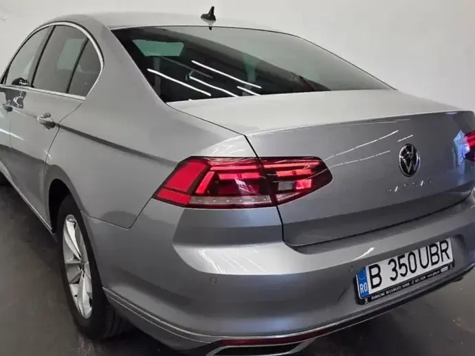 Volkswagen Passat B8 2.0 TDI DSG Highline