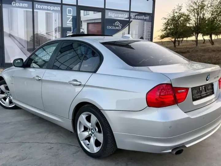 BMW Seria 3 E90/E91/E92/E93 320d DPF Aut.