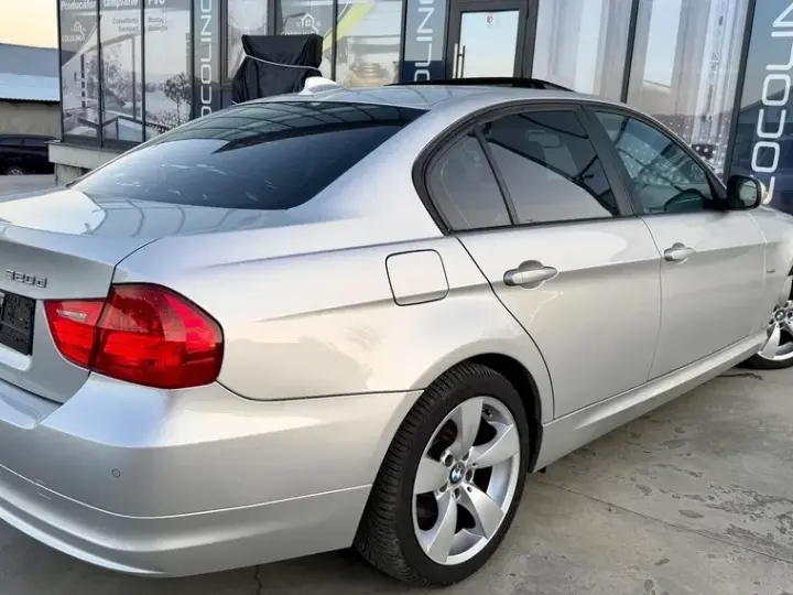 BMW Seria 3 E90/E91/E92/E93 320d DPF Aut.