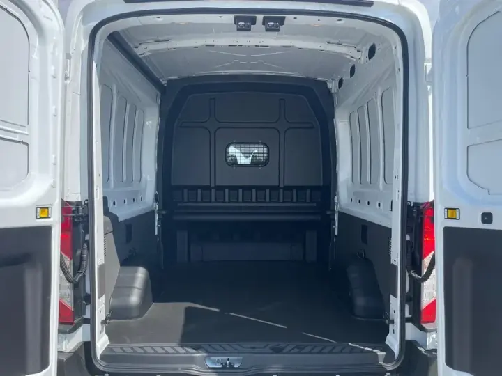 Ford TRANSIT DCIV - 6 LOCURI