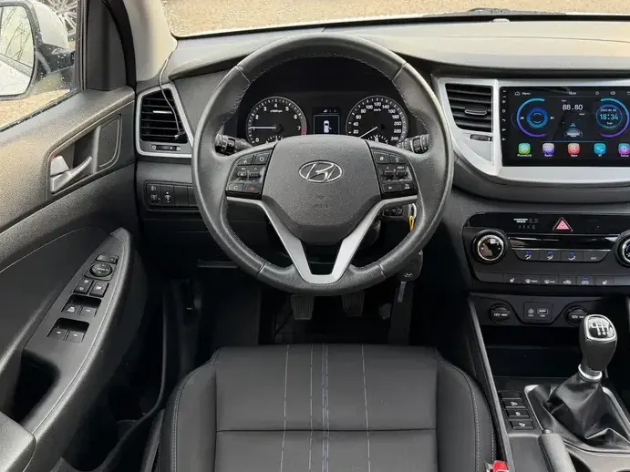 Hyundai Tucson III blue 1.6 GDi 2WD Passion