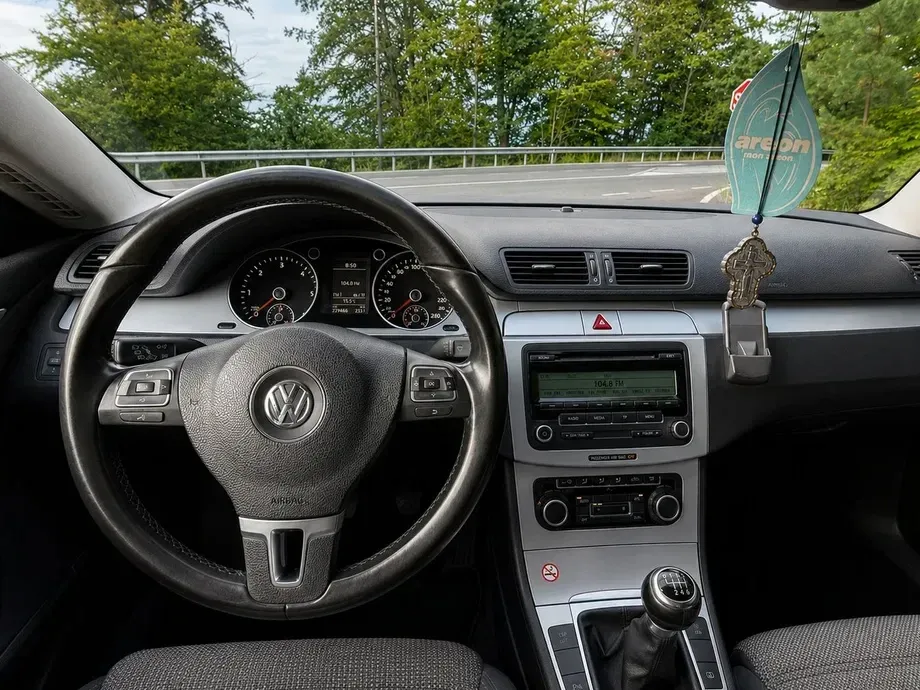 Volkswagen Passat CC — imagine 3