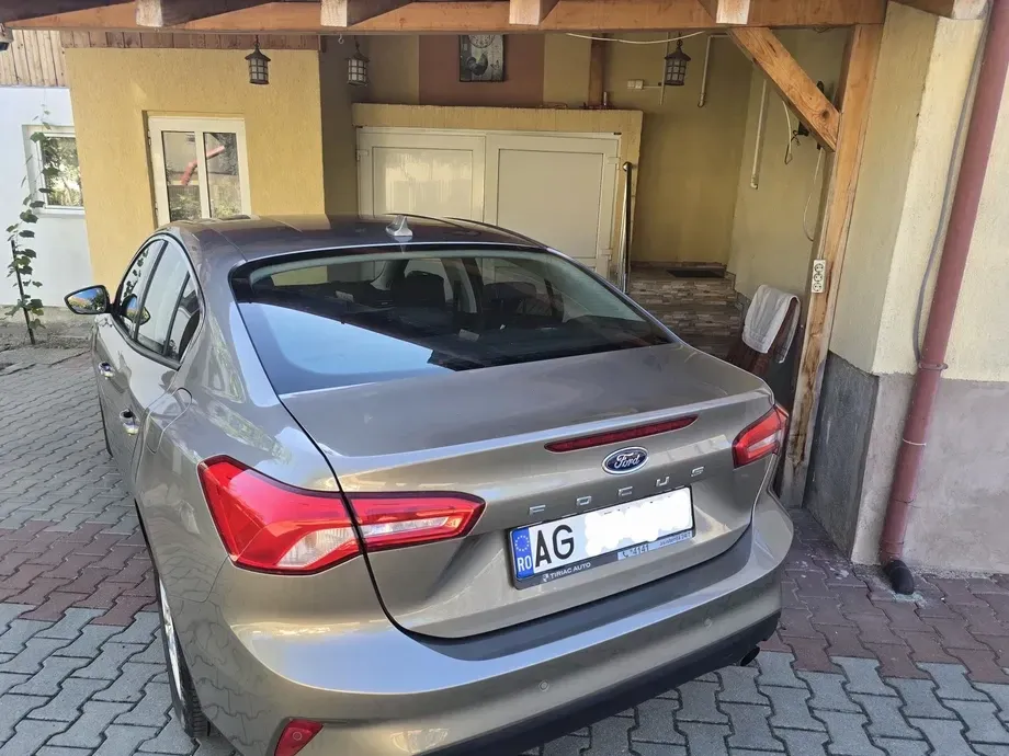 Ford Focus MK4 — imagine 7