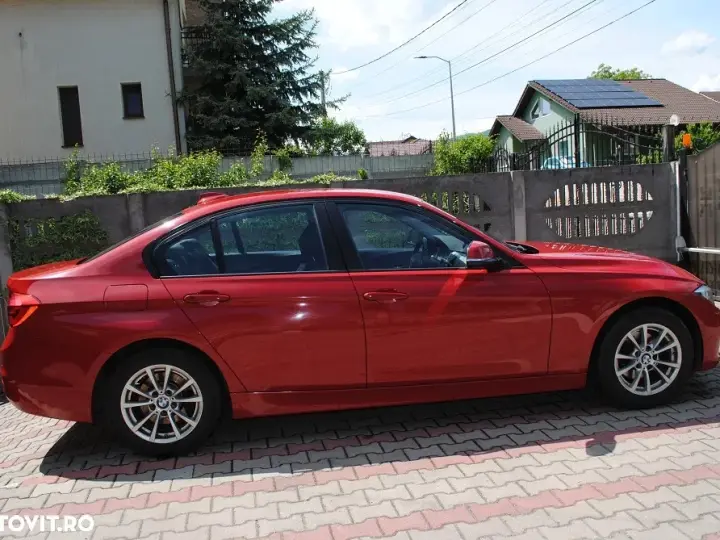 BMW Seria 3 F30/F31/F34 [2011 - 2019] 318i Edition Luxury Line Purity