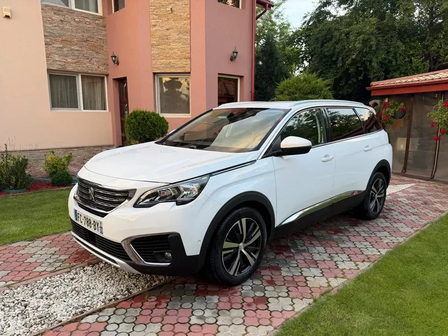Peugeot 5008 — imagine 9