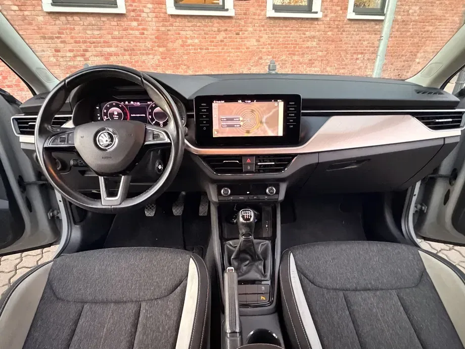 Škoda Kamiq 1.6 TDI Ambition — imagine 9