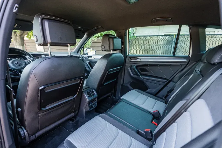 Volkswagen Tiguan 2.0 TDI SCR 4MOTION DSG Highline — imagine 9