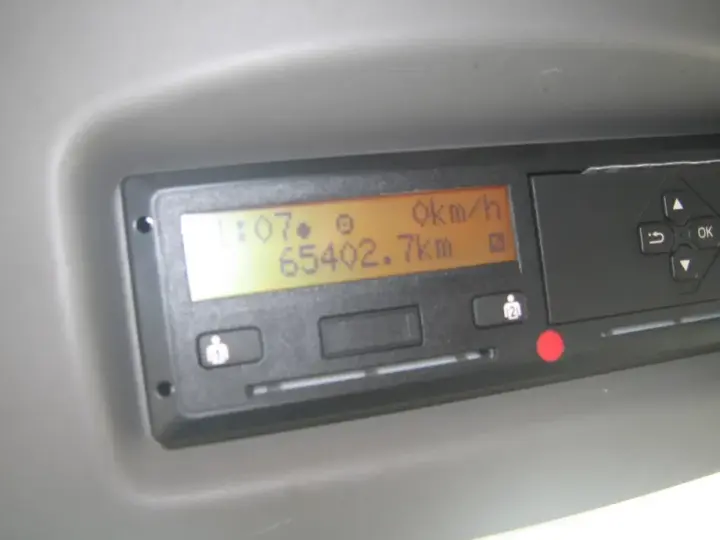 Renault MASTER 7 Loc. 4 x 4 , PLATFORMĂ MIXTĂ CU PRELATĂ , AC , EURO VI ,