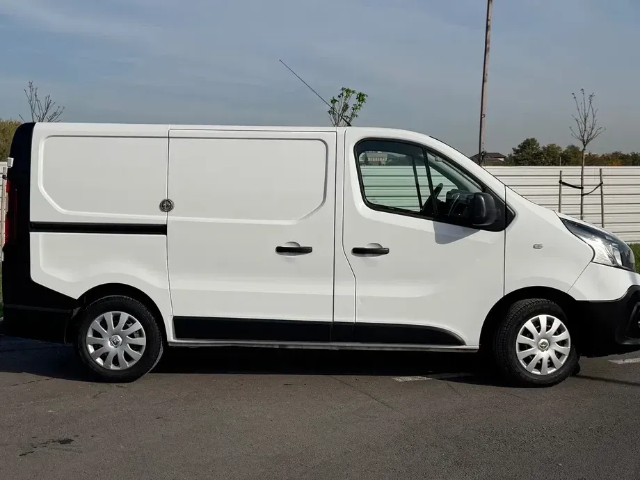Renault TRAFIC — imagine 4