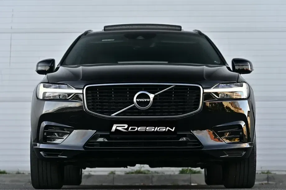 Volvo XC 60 II B4 D AWD Geartronic RDesign — imagine 3