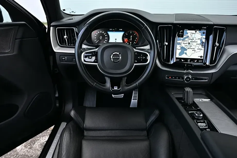 Volvo XC 60 II B4 D AWD Geartronic RDesign — imagine 5