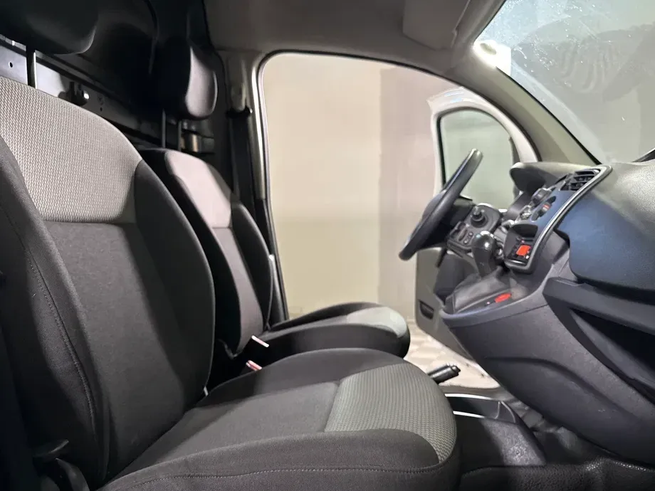 Renault KANGOO — imagine 10