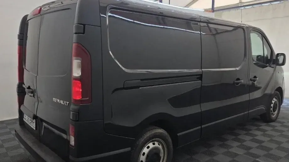 Renault TRAFIC — imagine 8