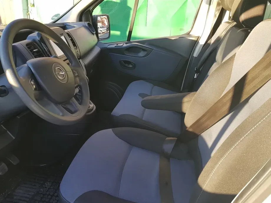 Opel Vivaro — imagine 8
