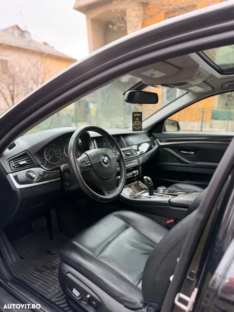 BMW Seria 5 F10/F11/F07 [2010 - 2017] 528i Aut. Luxury Line — imagine 6