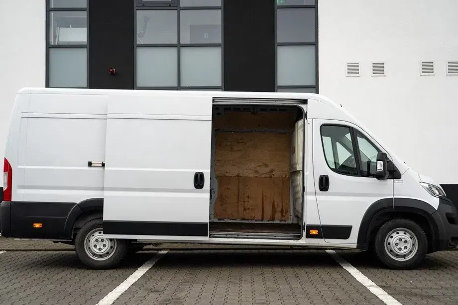 Opel Movano — imagine 8