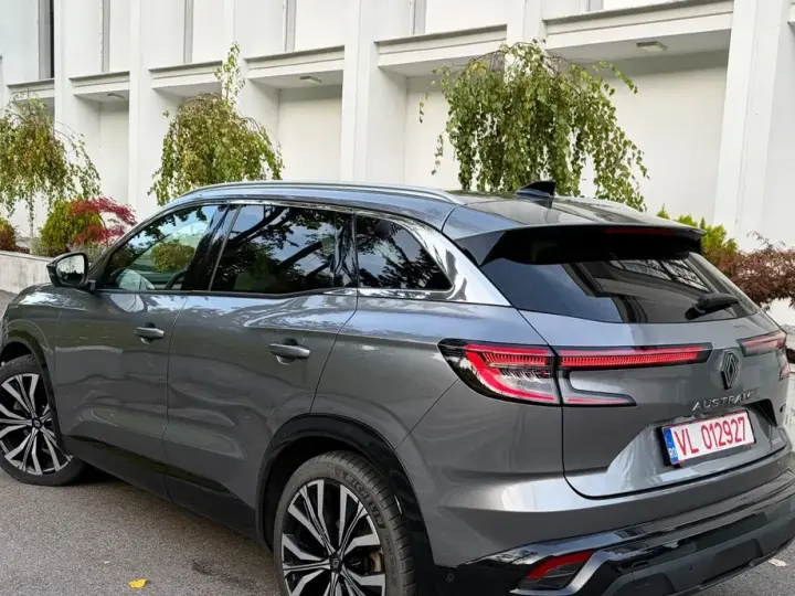 Renault Austral E-Tech Full 200 Iconic