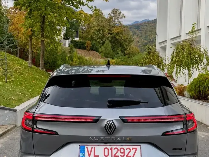 Renault Austral E-Tech Full 200 Iconic