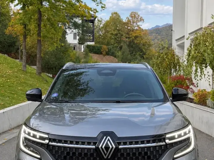 Renault Austral E-Tech Full 200 Iconic