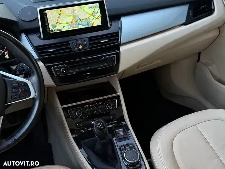 BMW Seria 2 216d Luxury Line — imagine 5