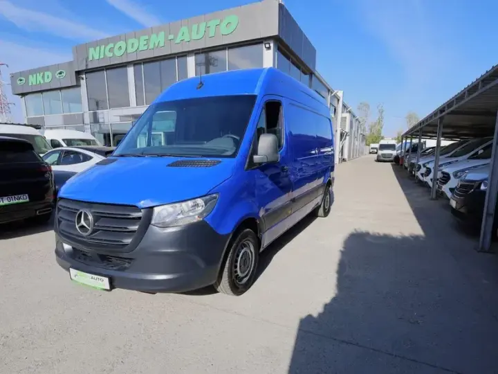 Mercedes-Benz Sprinter L2H2