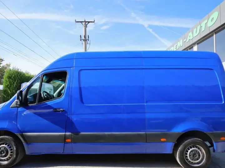 Mercedes-Benz Sprinter L2H2
