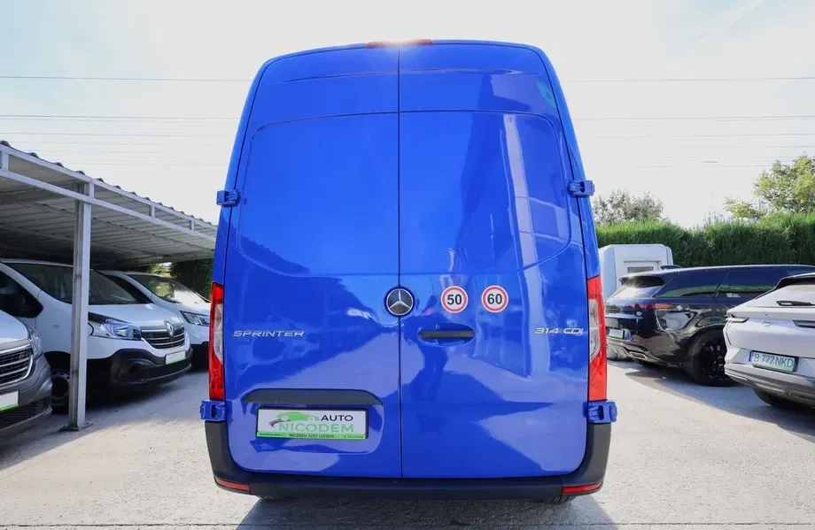 Mercedes-Benz Sprinter L2H2 — imagine 5