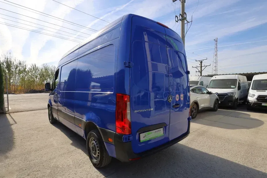 Mercedes-Benz Sprinter L2H2 — imagine 4