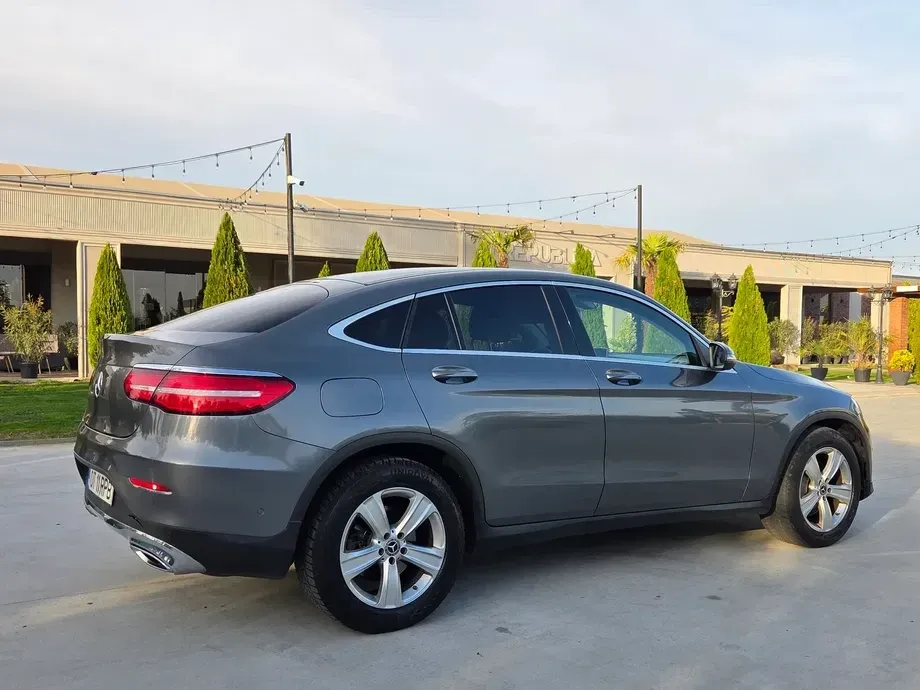 Mercedes-Benz GLC 220 d 4MATIC 9G-TRONIC — imagine 4