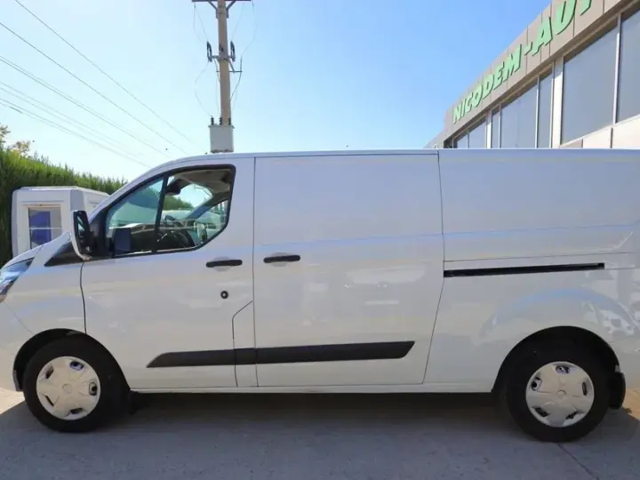 Ford Transit Custom L2H1 2.0 130CP