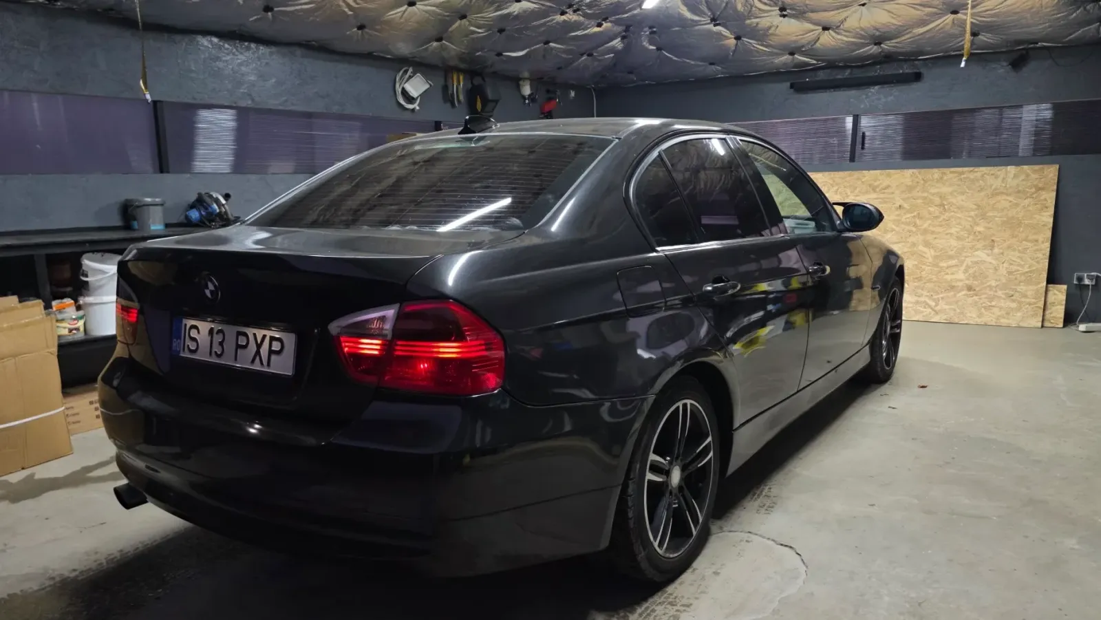 BMW Seria 3 E90/E91/E92/E93 320d — imagine 9