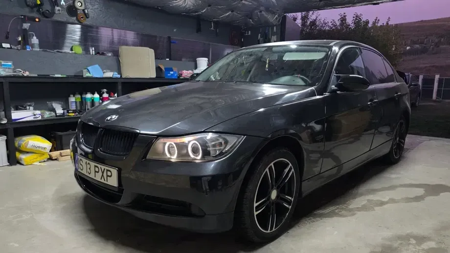 BMW Seria 3 E90/E91/E92/E93 320d — imagine 2