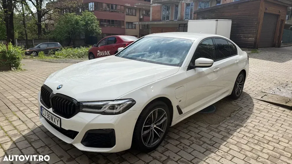 BMW Seria 5 G30/G31 [2017 - Prezent] 530e xDrive Aut. M Sport Edition — imagine 2
