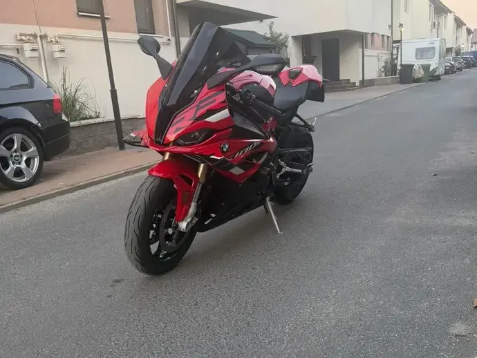 BMW S1000RR