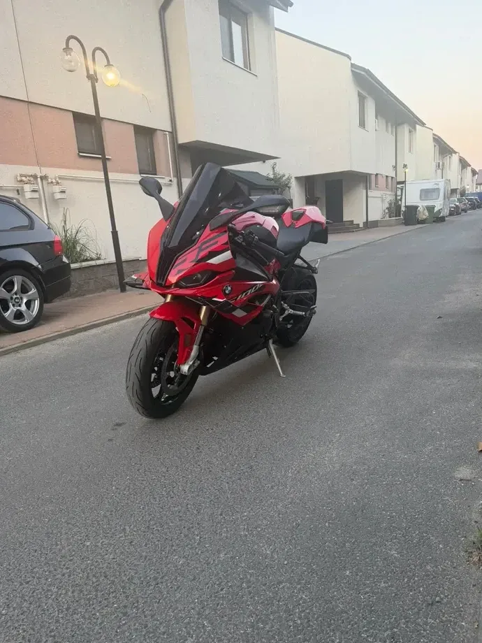 BMW S1000RR — imagine 3