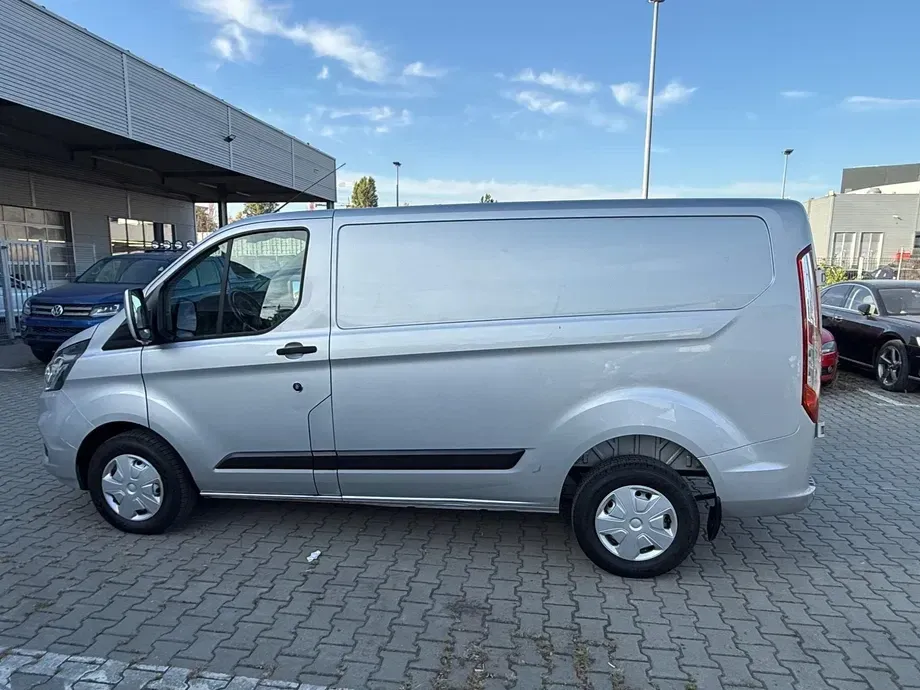 Ford Transit Custom — imagine 4