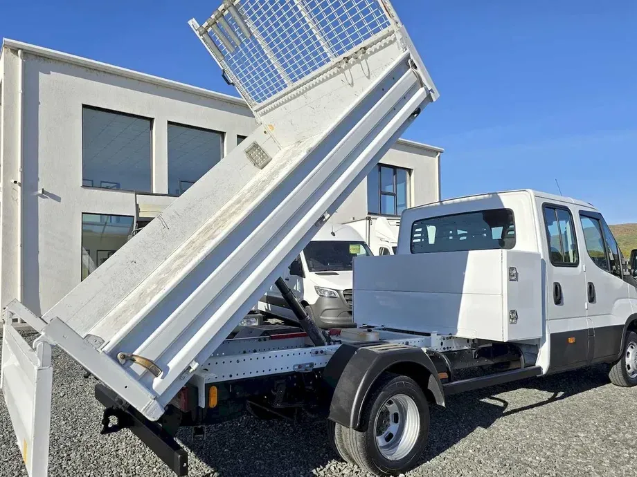 Iveco Daily doka,6 loc. basculabila,punte dubla,140 CP, 105500 km. — imagine 7