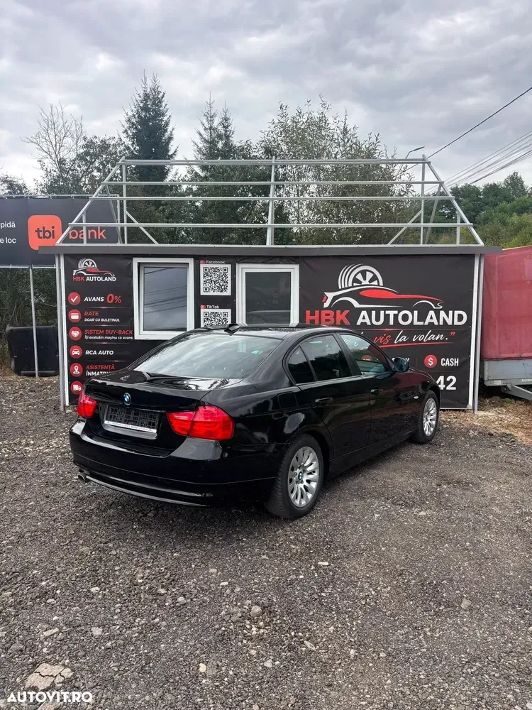 BMW Seria 3 E90/E91/E92/E93 [2005 - 2013] — imagine 4